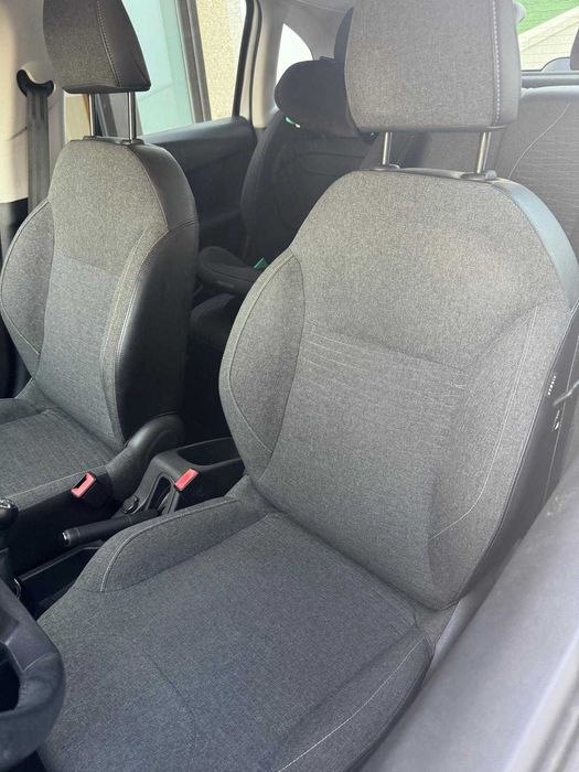 Citroene C3, 1.2 gasolina, apenas com 47.000km