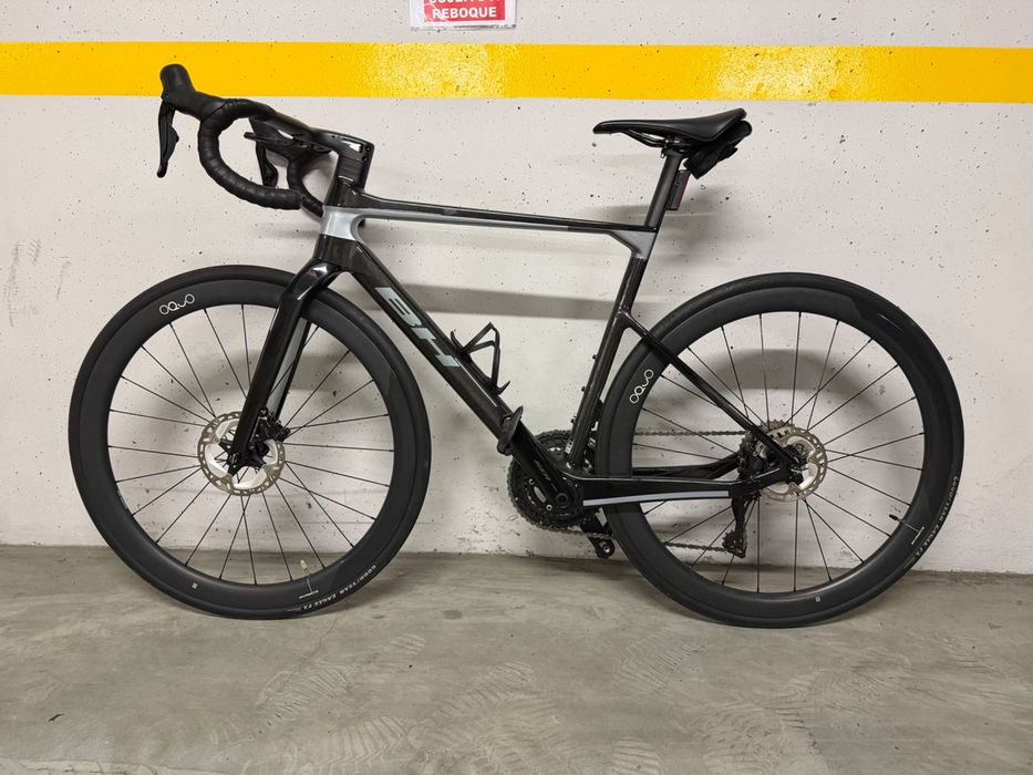 Bicicleta BH Ultralight M (54)