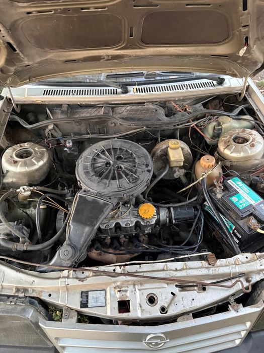 Продам Opel ascona