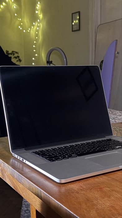 apple macbook pro 15 2015 i7 512 - Купить электронику - Цены на OLX.ua
