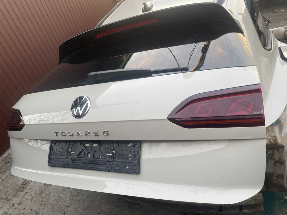 Кришка багажника 760827025E Volkswagen Touareg III L1X 2018-24