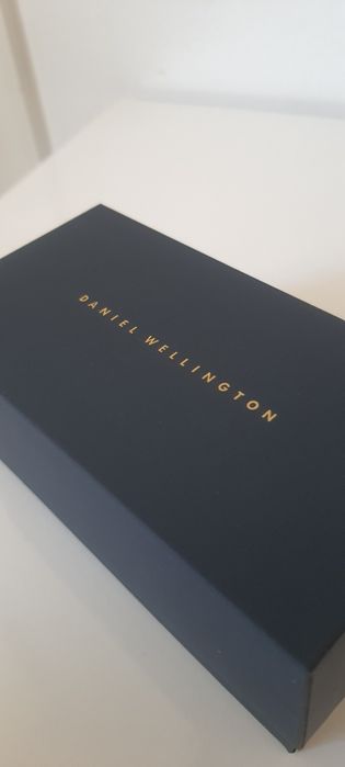 Relógio em couro Daniel Wellington