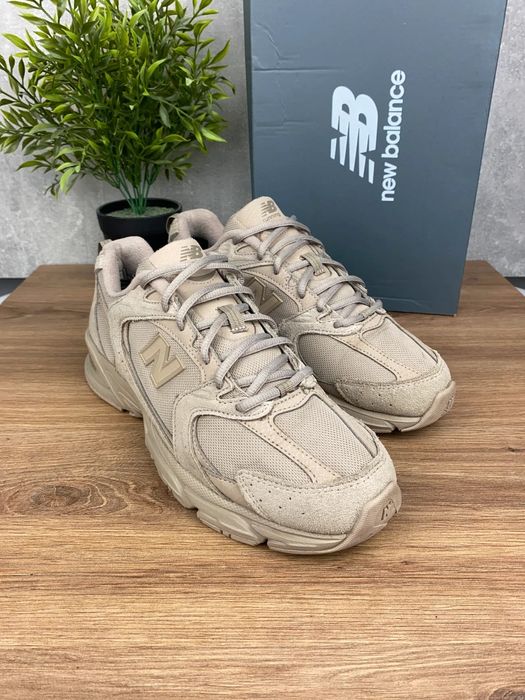 Buty New Balance 530 r. 42 - beżowe retro sneakersy sportowe