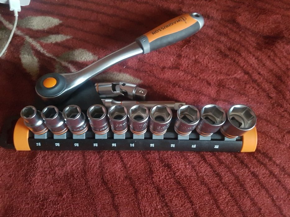 Элитный набор головок и ключей.