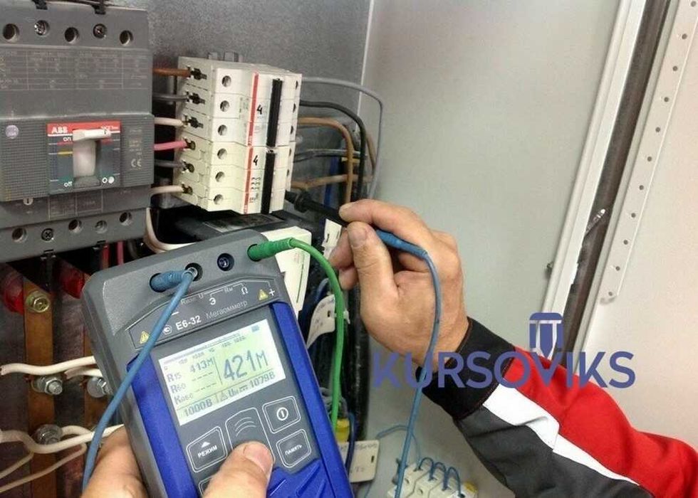 elektryczne pomiary w tym fotowoltaiki wpisy do dziennika , odbiory , przeglądy do ubezpieczyciela  odgromówka