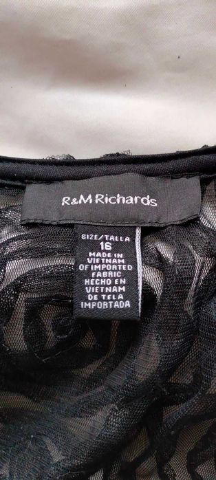 накидка чорна ажурна до пояса р 50 з рукавом 3\4 майже нова