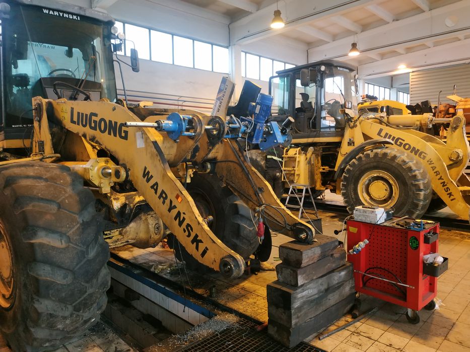 Mobilne obtaczanie czopów wytaczanie otworów regeneracja osi SAF BPW..