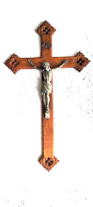 Zabytkowy Krzyż Krucyfiks Neogotyk