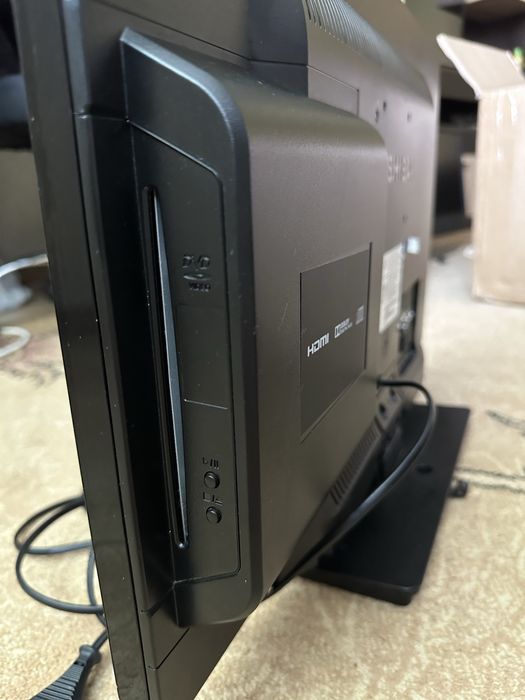 Телевізор Toshiba 24W1333G DVD тюнер