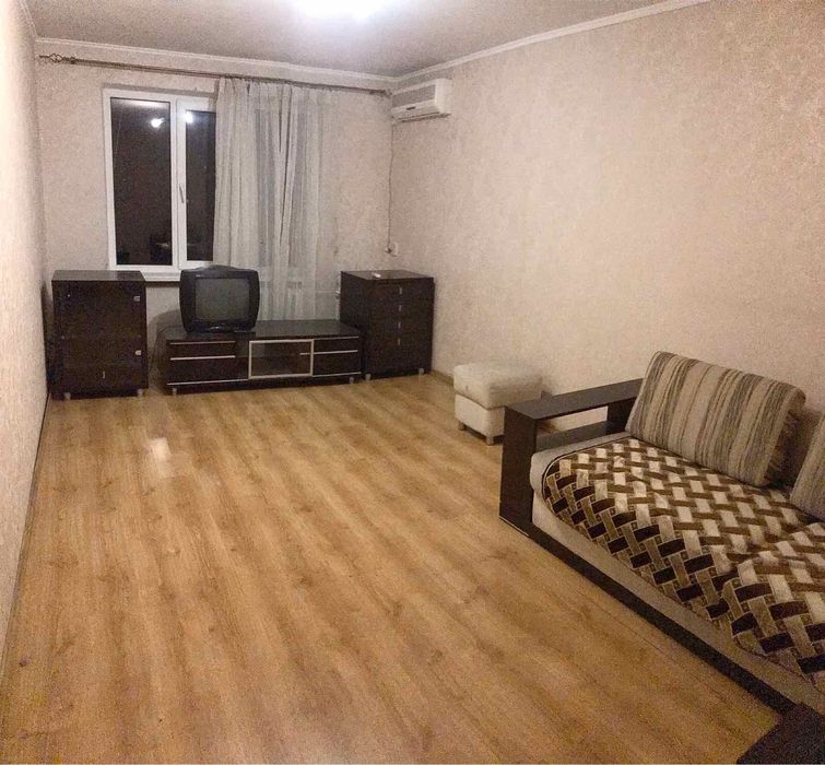Квартира посуточно   Море центр