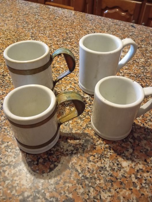 Canecas de porcelana