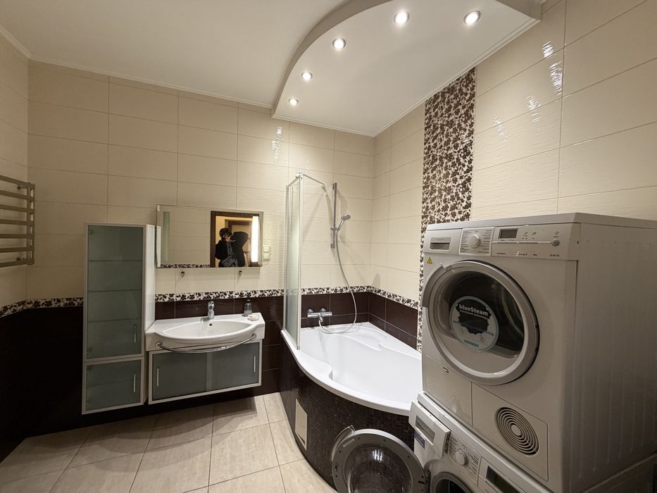 Оренда просторої 3-кімнатної квартири в Новобудові на пр. Чорновола 67