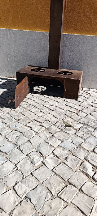Fogão a lenha antigo