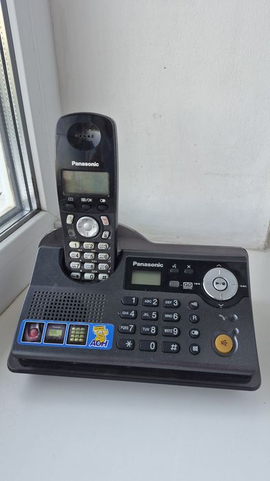 Телефон Panasonik KX-TCD246UAT