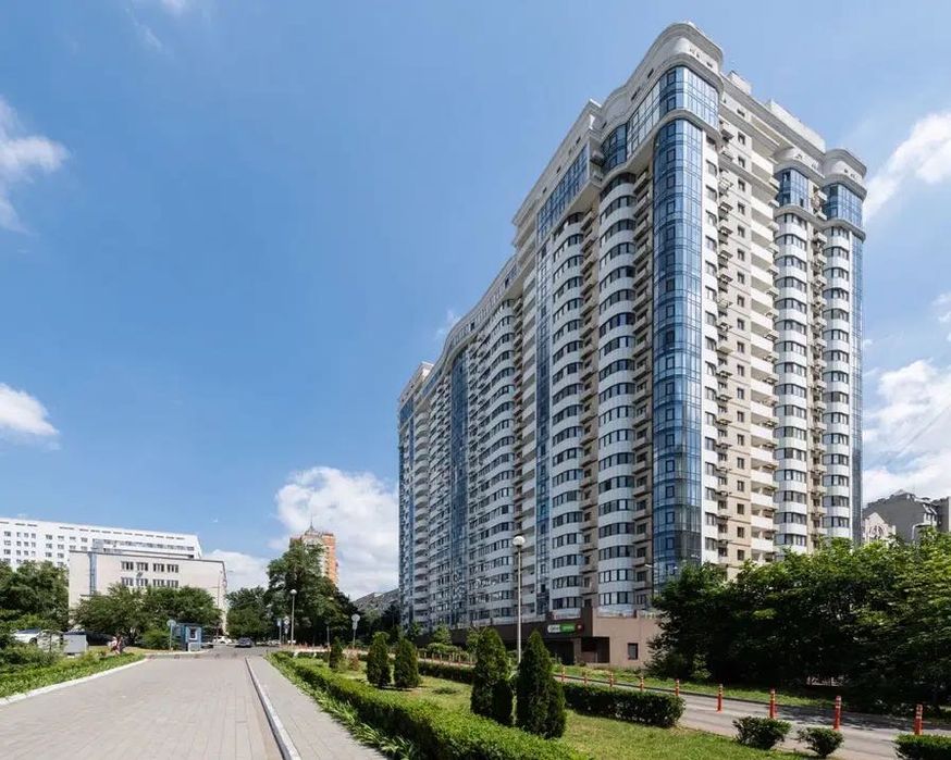 Продаж 2к квартири 80м2 без ремонту Новопечерський Двір Верхогляда Драгомирова 2а Печерськ