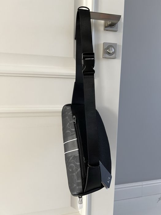 Поясна сумка бананка Armani Exchange оригінал