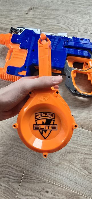 Nerf N-Strike Elite HyperFire.