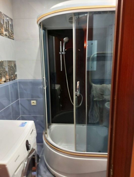 Продажа 2ой квартиры в Александровском р-не