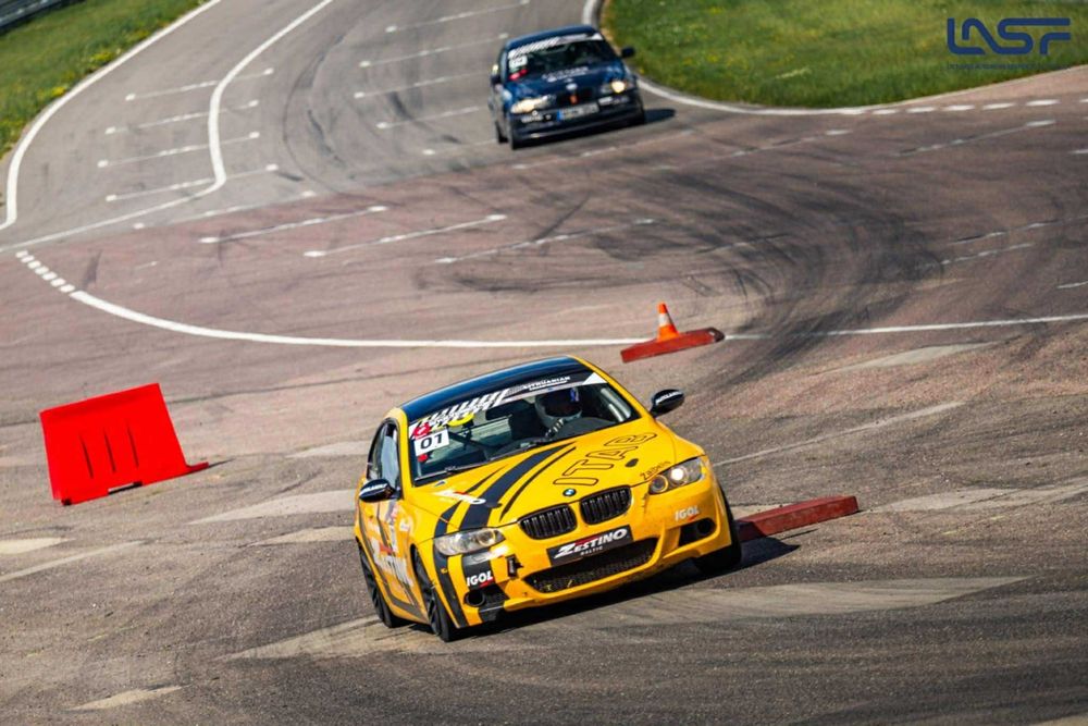 2x BMW E92 325i Cup | WSMP | KJS | Time Attack | Track Day | Nurburgring