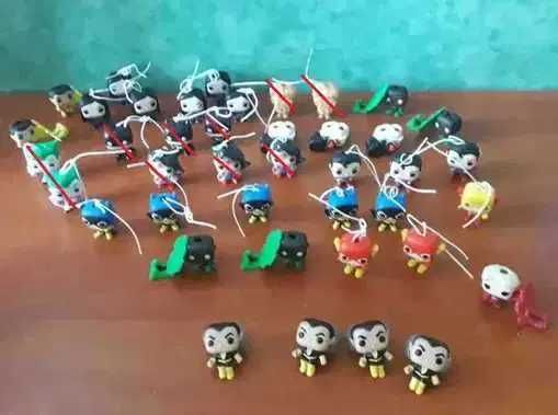 Figurki Kinder Joy [Harry Potter + DC]