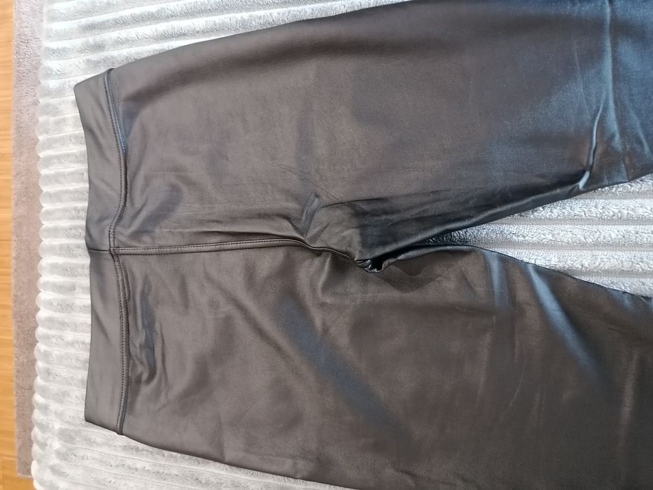 Calças imitação de pele tiffosi m