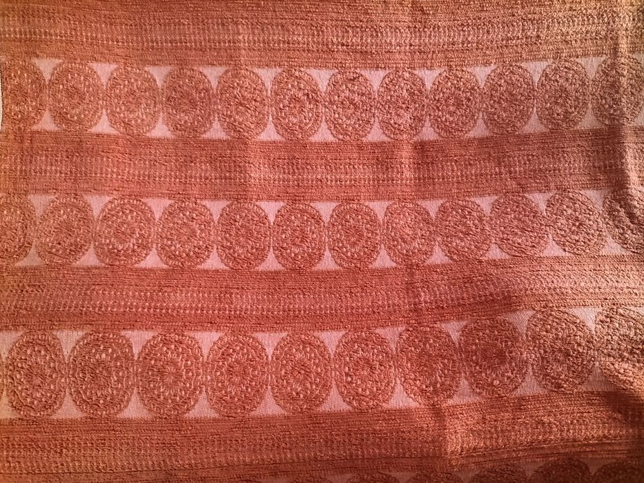 Colcha com franja  antiga