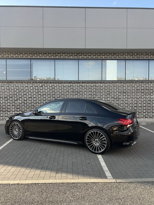 Mercedes A250e AMG Line