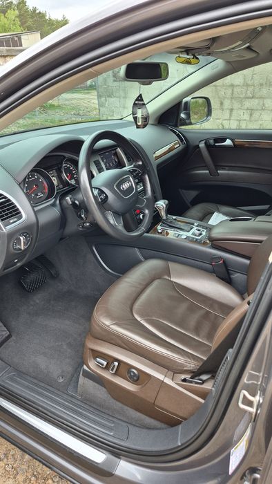 Продам Audi Q7 4l 2013