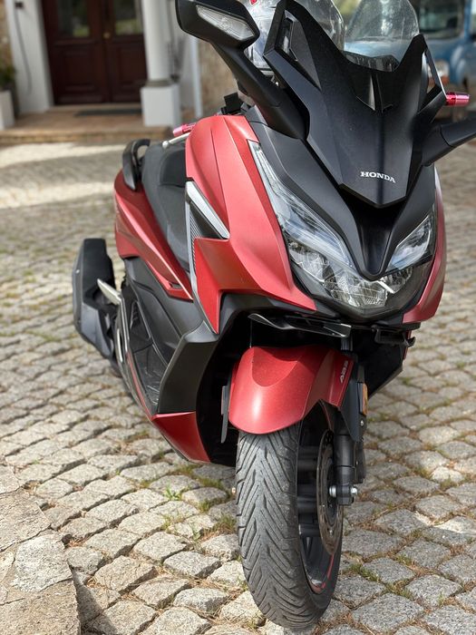 Honda forza 2022