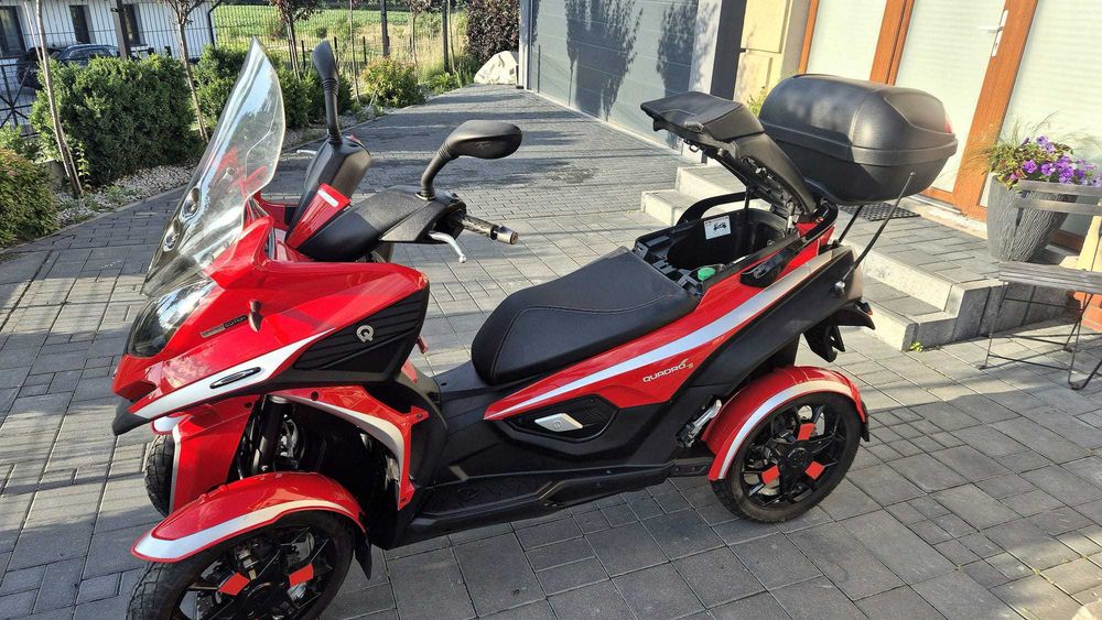 Quadro 4 - skuter na prawko B - 350cm - zarejestrowany