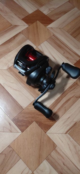 Продам Котушка Daiwa 21 PR 100L 3+1BB 6.3:1
Состоянии 9/10
Присутствует маленькая незаметная сарапинка 
Цена 2200грн торг