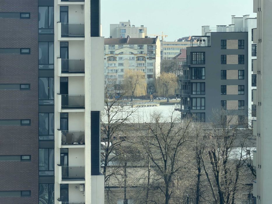 Продається здана видова 2 кім.вул.Ленкавського ЖК Манхеттен біля озера