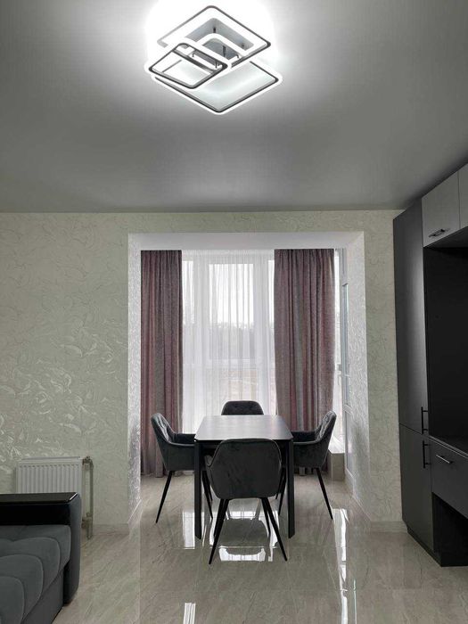 1кімнатна гарна квартира в новобудові з ремонтом на Рокосовського