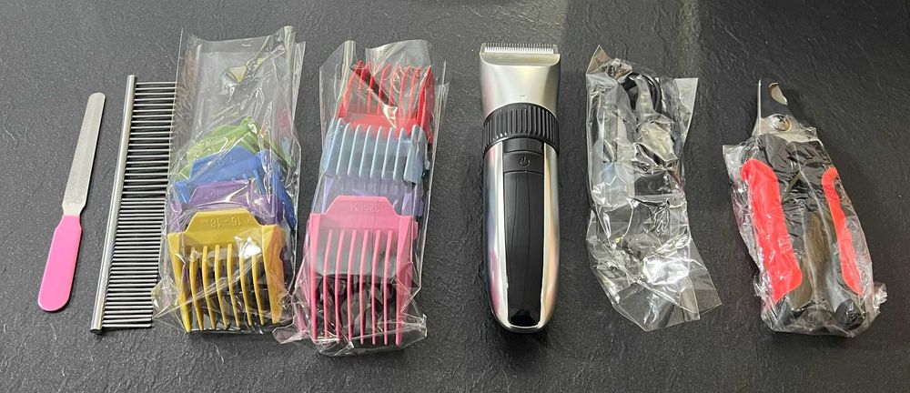 Maszynka do strzyżenia psów i kotów BarberBoss Cordless Grooming