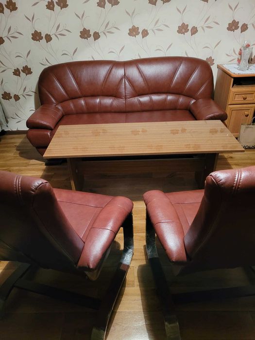 Komplet mebli skórzanych