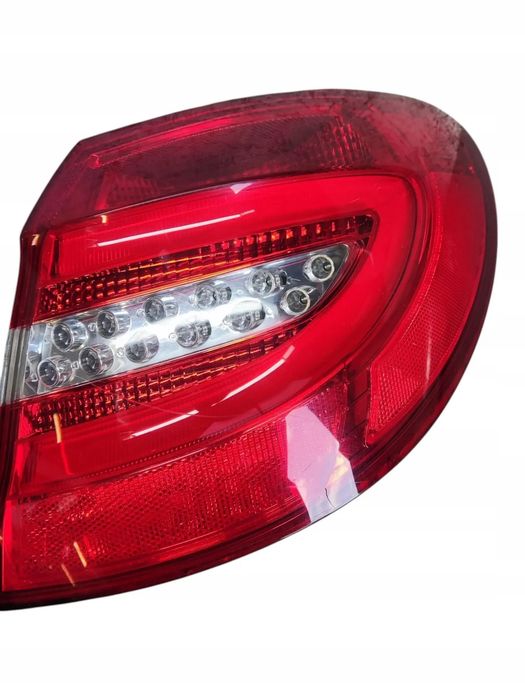 Mercedes B Klasa W246 Lampa Prawa Tylna TYŁ A2468200664
