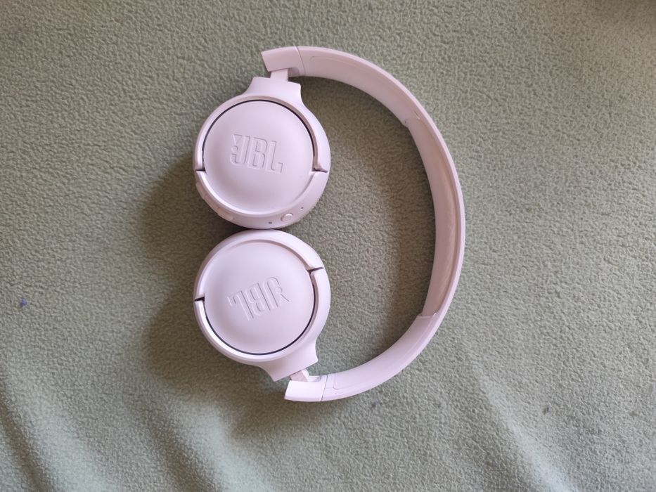 Fones JBL tune 520bt