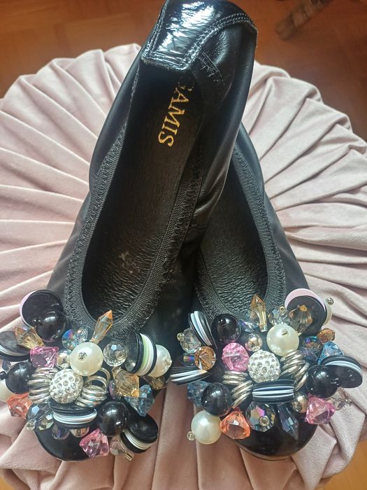 Piękne skórzane balerinki r.39