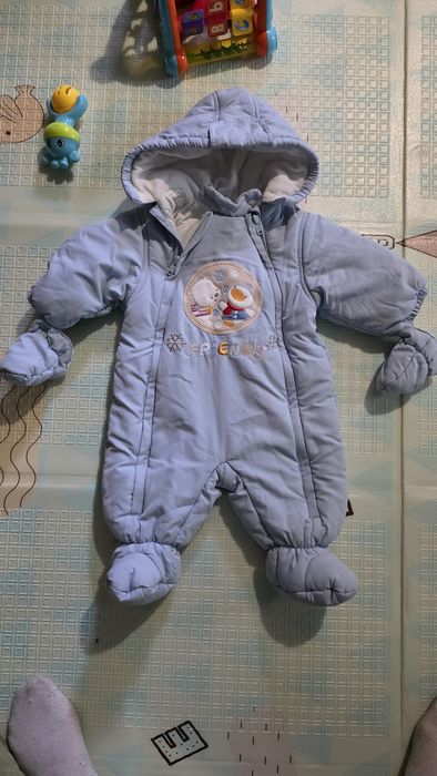 дитячі речі,комбінезон, памперси,суміш