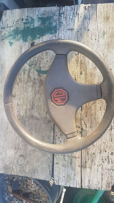 Volante MG metro