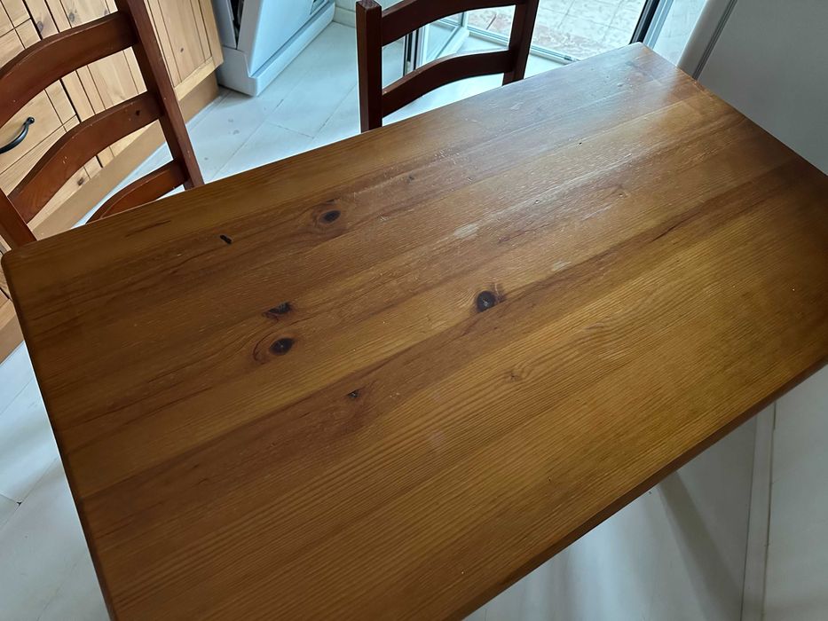 Mesa madeira cozinha + 3 cadeiras madeira