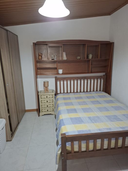 Alugo quarto  Arrancada do vouga