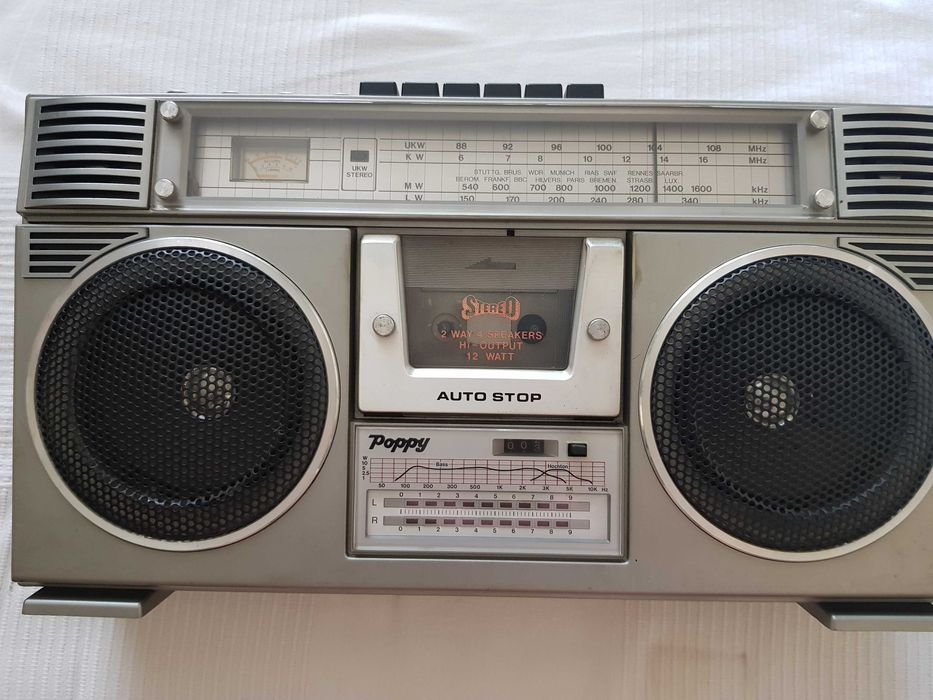 Radiomagnetofon - boombox