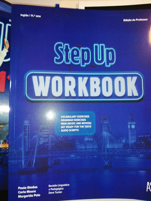 Step Up 11 - Inglês - 11º ano - Dossier do Professor completo. Novo!!*
