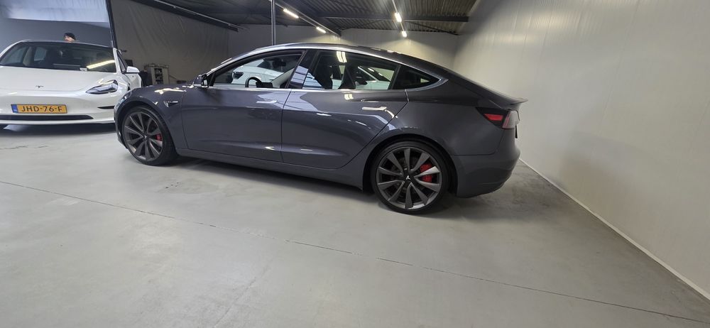 Tesla Model 3 AWD 78kw Performance