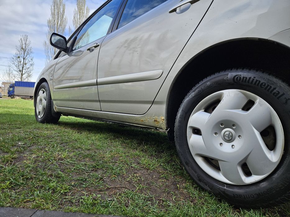 Toyota Corolla Verso 2002 рік 2.0 дизель для військових