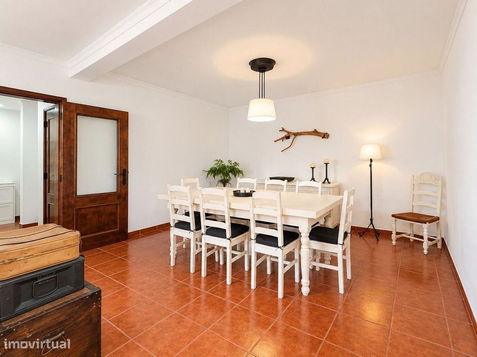 Moradia T3+1 com Garagem, Logradouro e Terraço em Aldeia Galega da ...