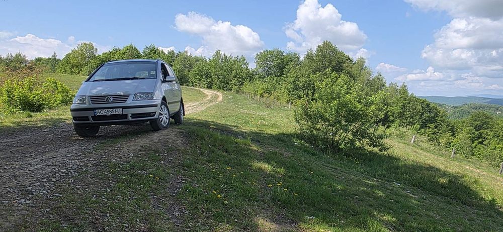 Шаран Фольцваген