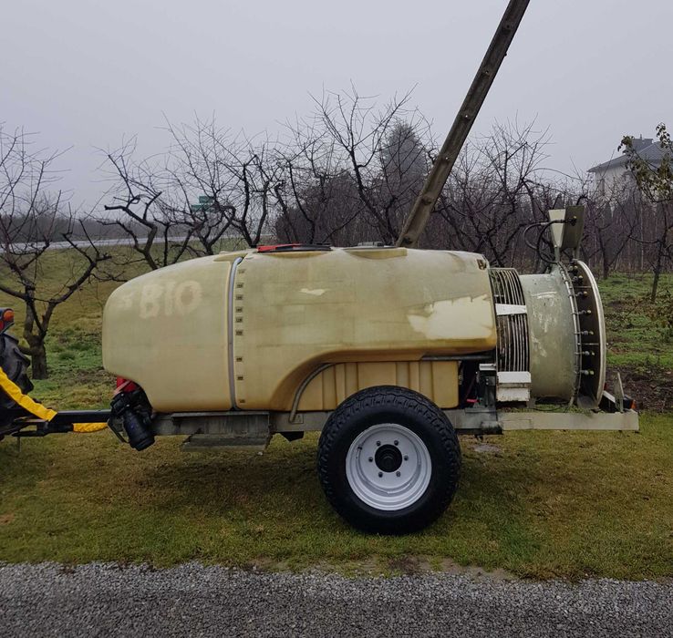 Opryskiwacz Sadowniczy Carrarospray 2200L 2 wentylatory