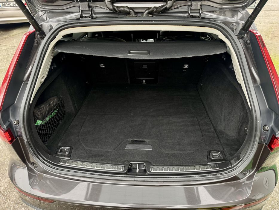 Volvo V60 2.0 B4 Plus Bright